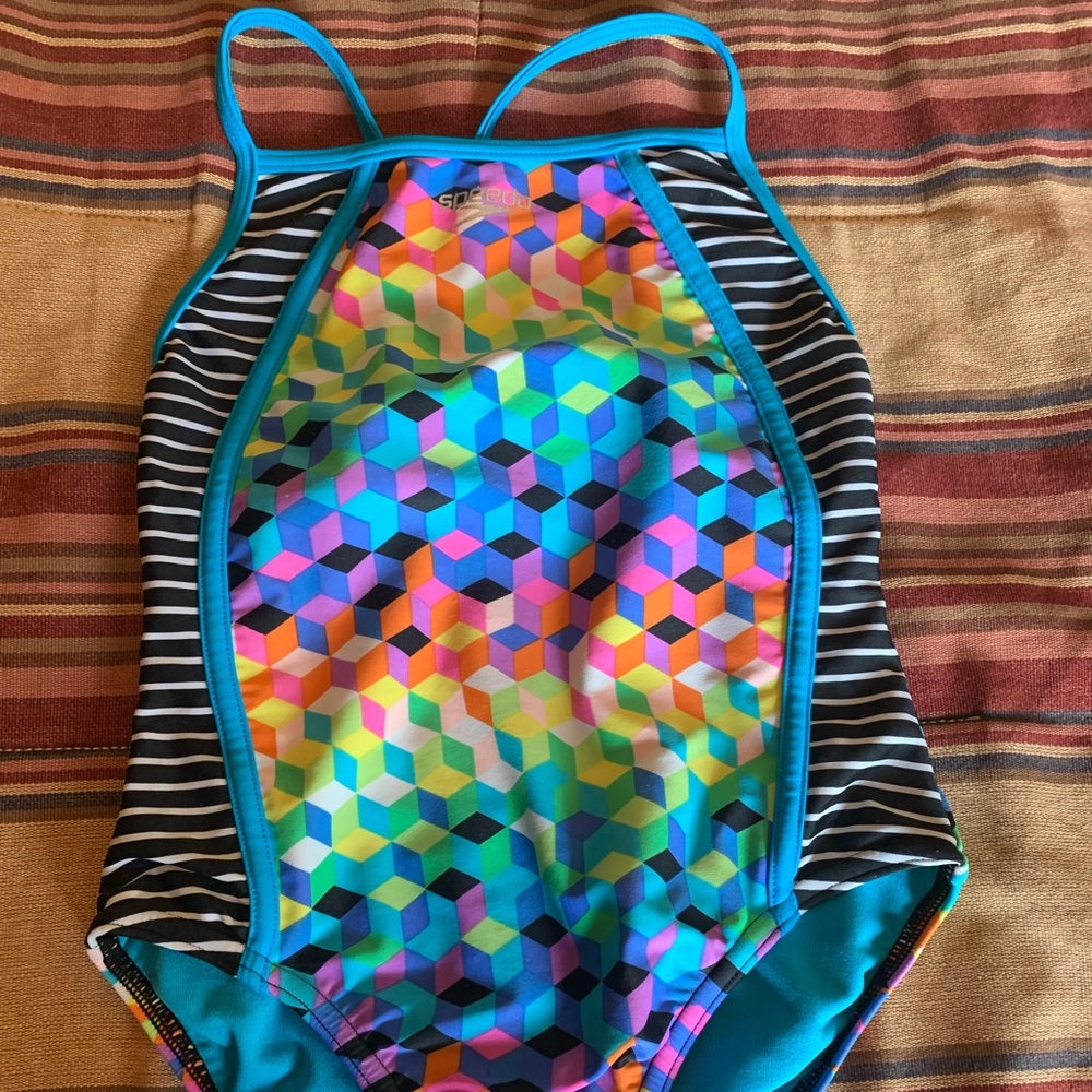 Girls one piece speedo swimsuit